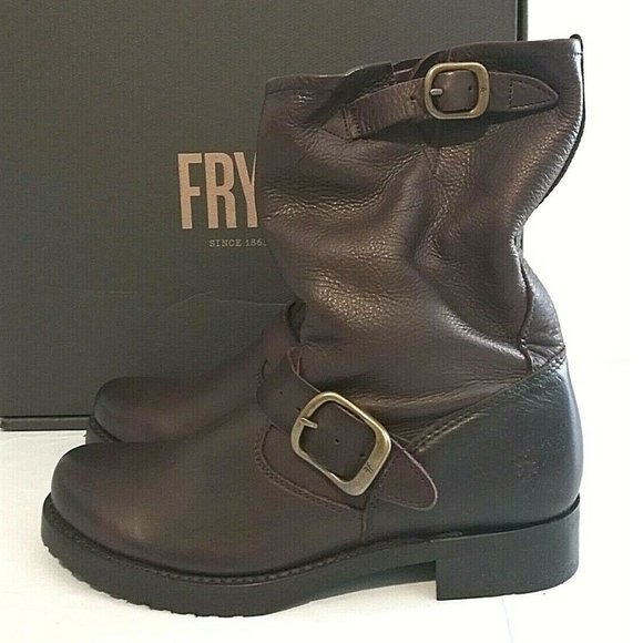 Frye Women's Veronica Short Leather Boots - Picture 6 of 8